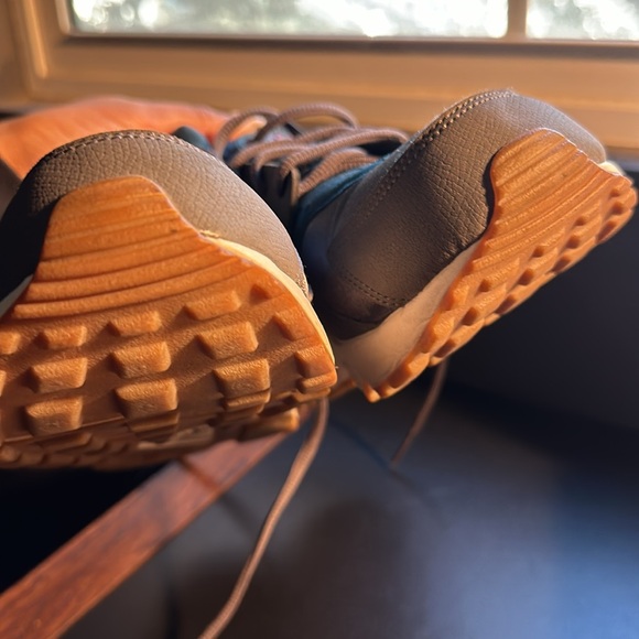 Excellent condition Nike Huarache women’s 8.5 US - Picture 4 of 5